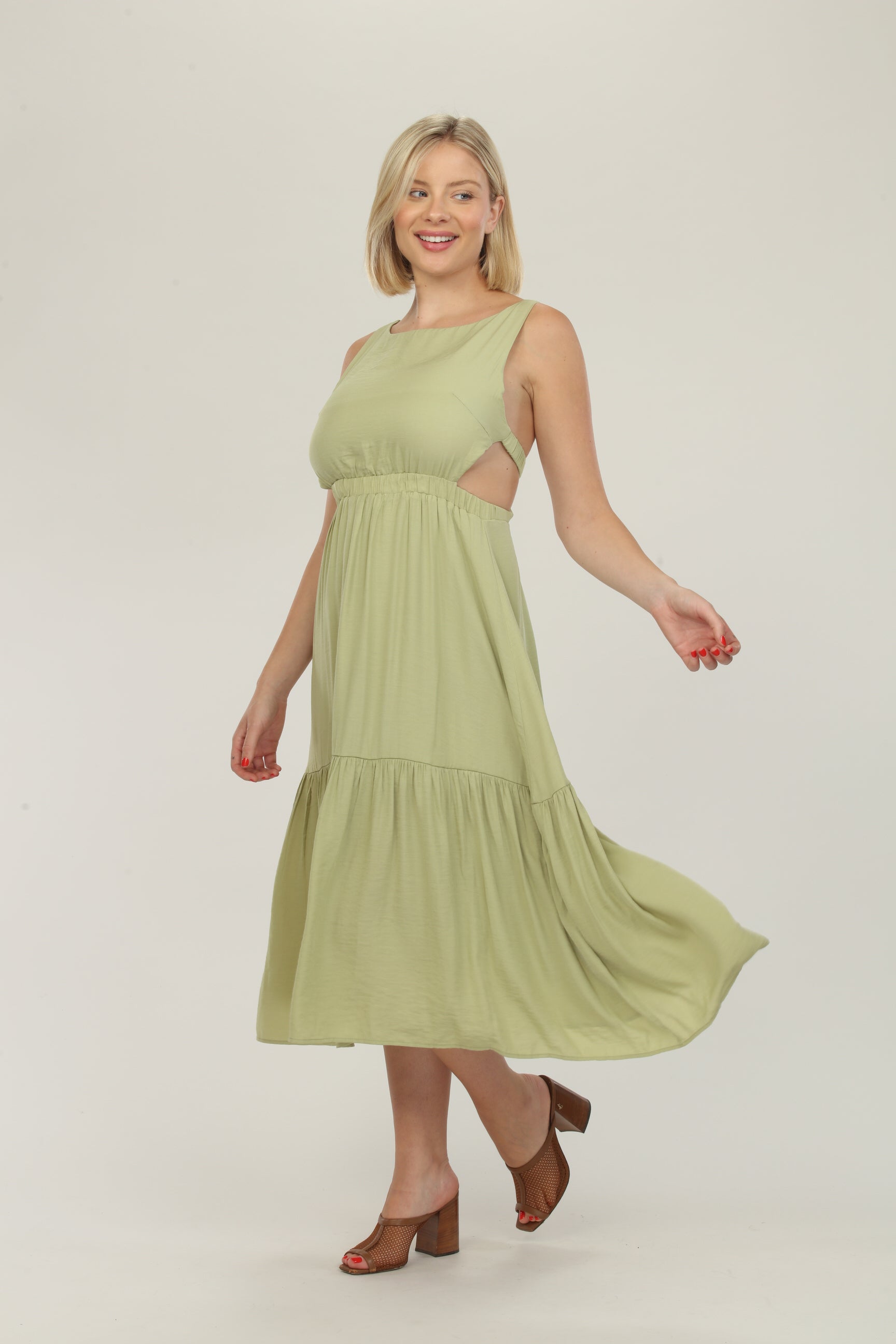 Green Maternity Dresses: Sage, Emerald, Olive, Mint & More